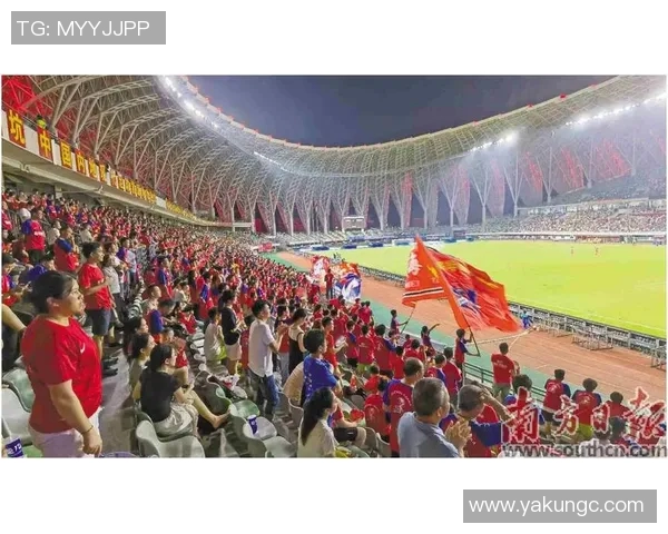 足球明星齐聚一堂为中国足球助威助力展现团结精神