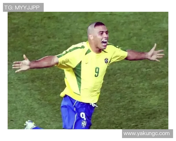 各类足球明星独特发型展示与风格解析让你领略球场魅力与时尚风潮 各类足球明星独特发型展示与风格解析让你领略球场魅力与时尚风潮